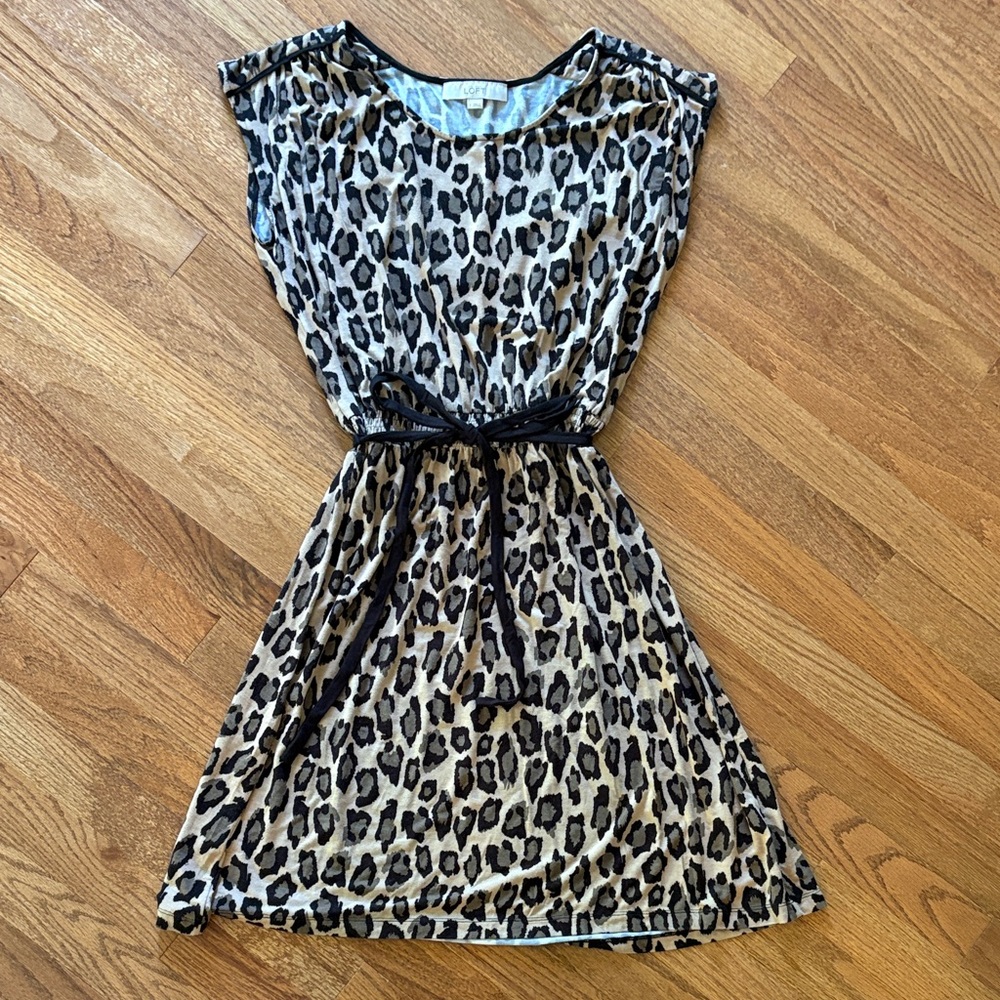 Loft Leopard Print casual tie waist dress